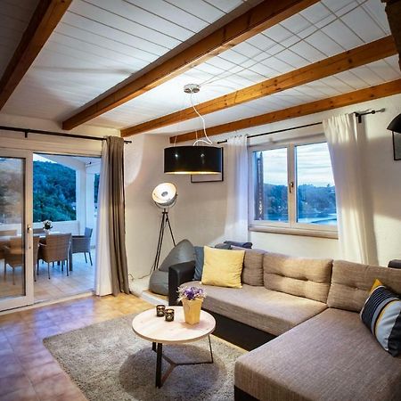 Beach Suite Nina Supetarska Draga Bagian luar foto