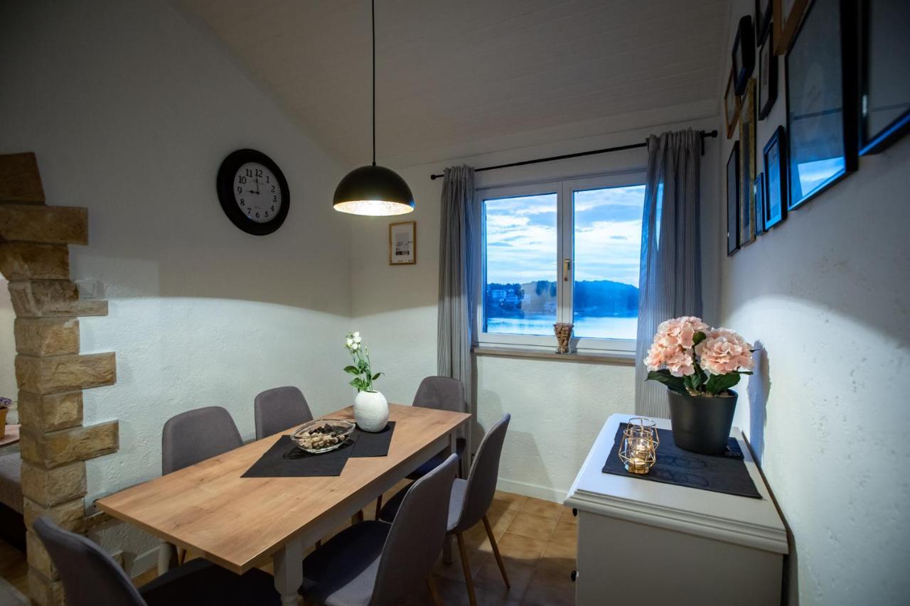 Beach Suite Nina Supetarska Draga Bagian luar foto