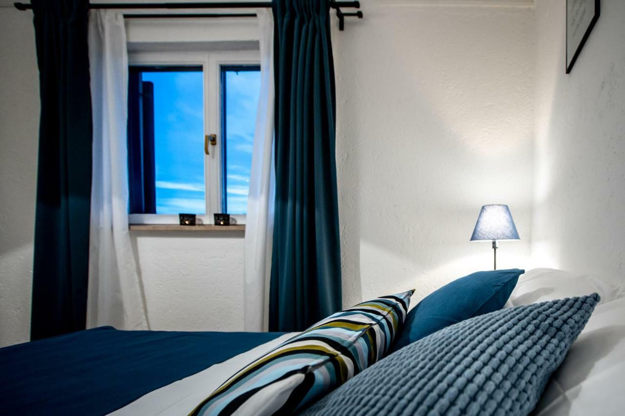 Beach Suite Nina Supetarska Draga Bagian luar foto